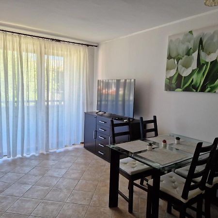 Apartment In The Picturesque Oasis Resort & Spa Lozeneț Exterior foto